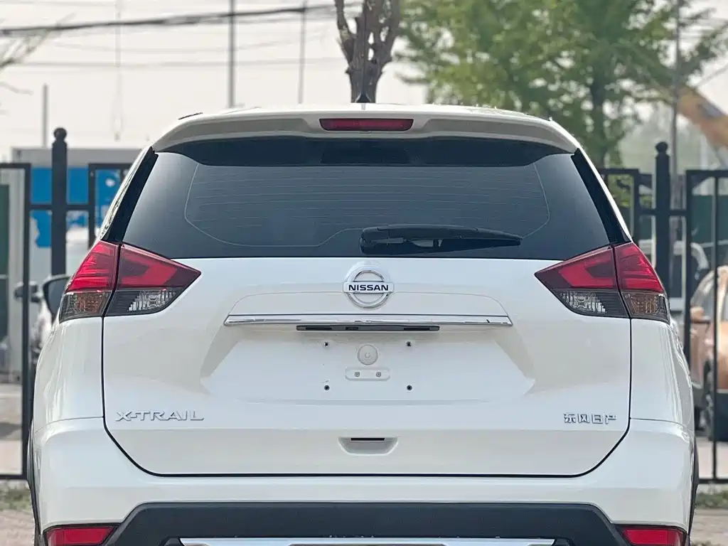 Nissan X-Trail — миниатюра 5