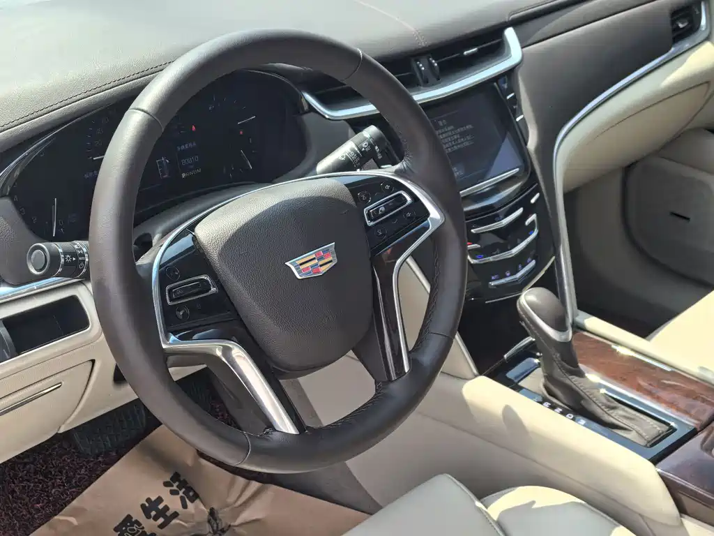 Cadillac XTS — миниатюра 5