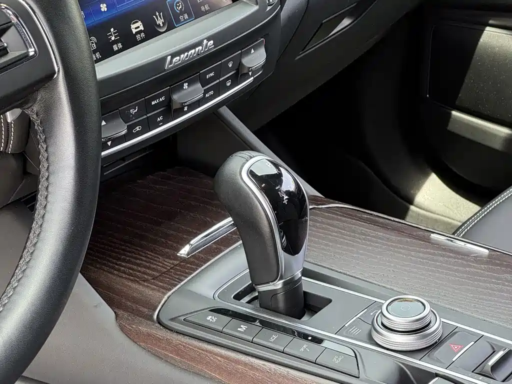 Maserati Levante — миниатюра 20