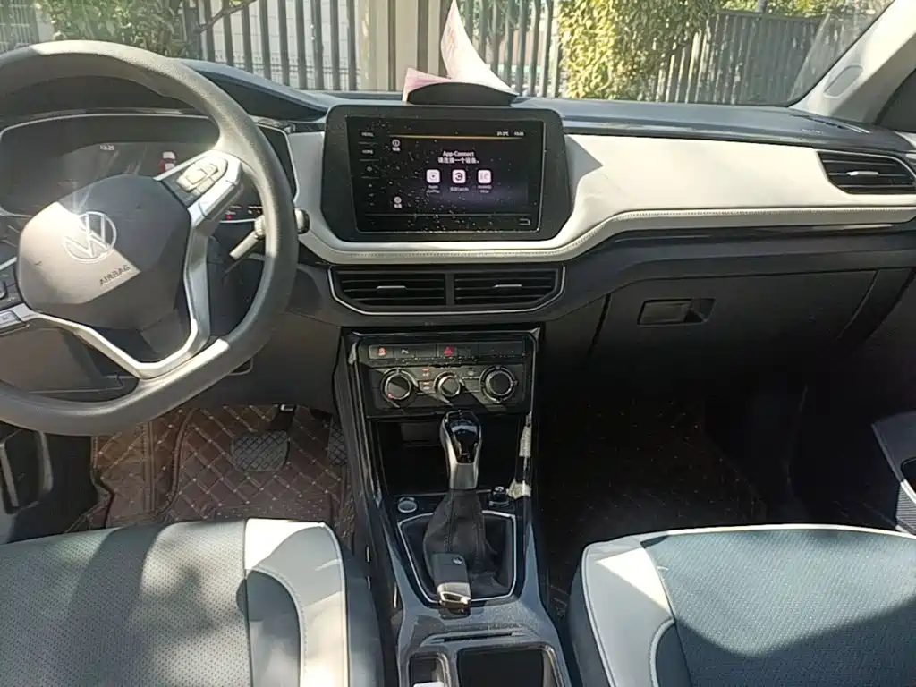 Volkswagen Tharu — миниатюра 5