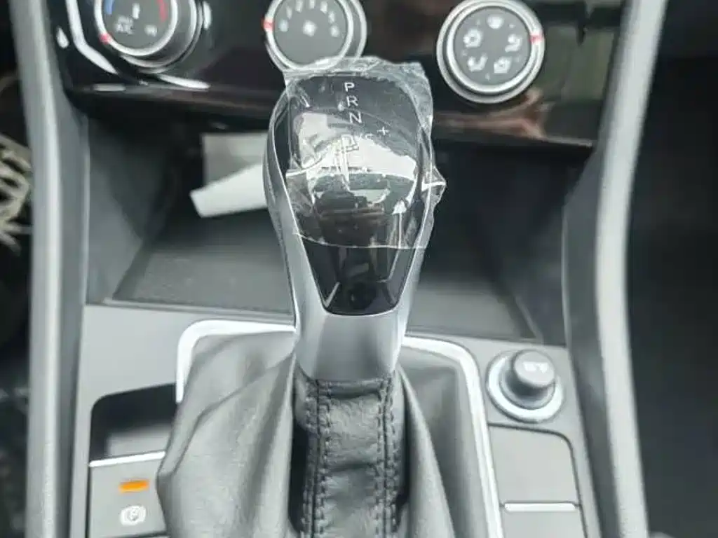 Volkswagen Sagitar — миниатюра 10