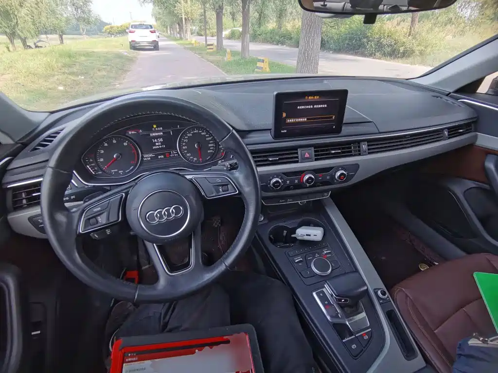Audi A4L — миниатюра 10