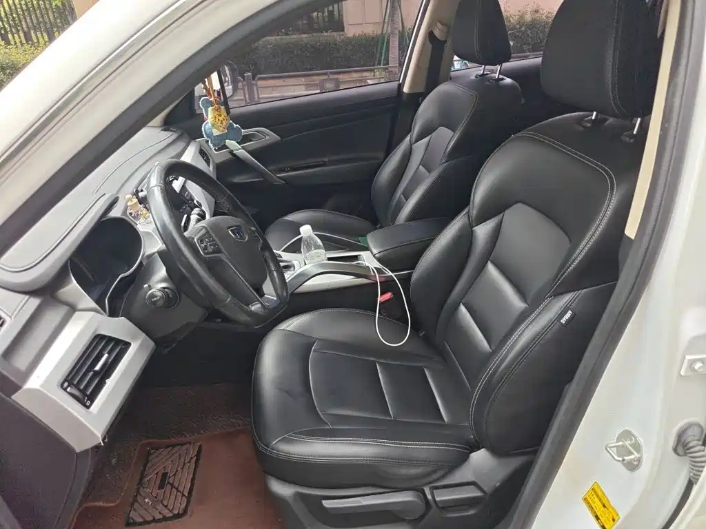Geely Boyue — миниатюра 8