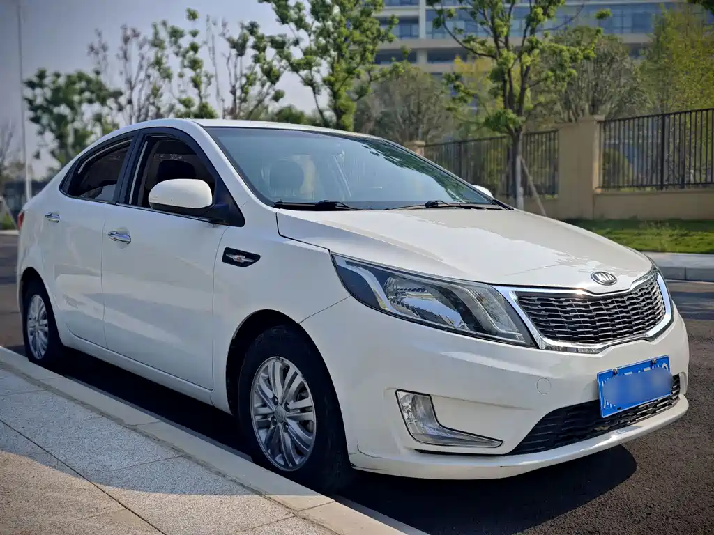 Kia K2 — миниатюра 3
