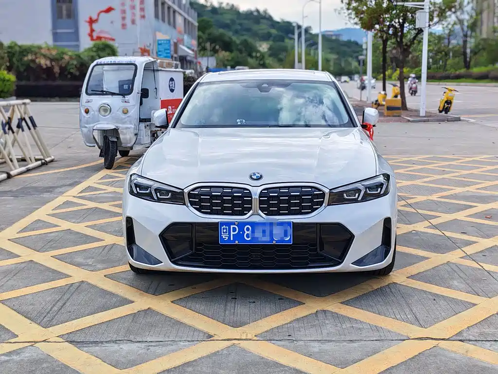 BMW 3 Series — миниатюра 2