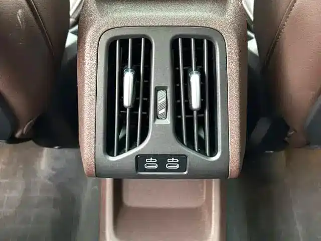 BMW X2 (Import) — миниатюра 5