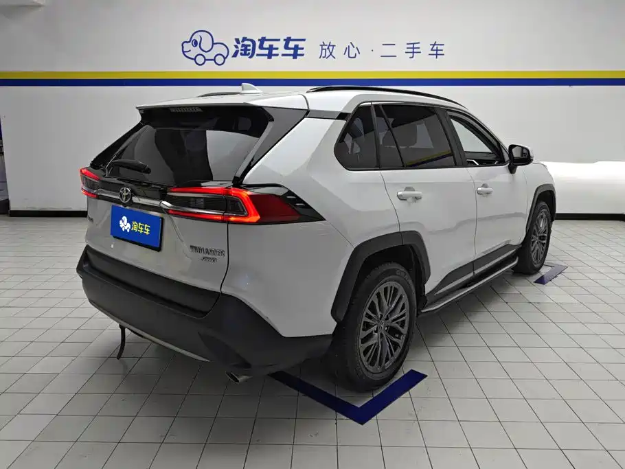Toyota Wildlander — миниатюра 3