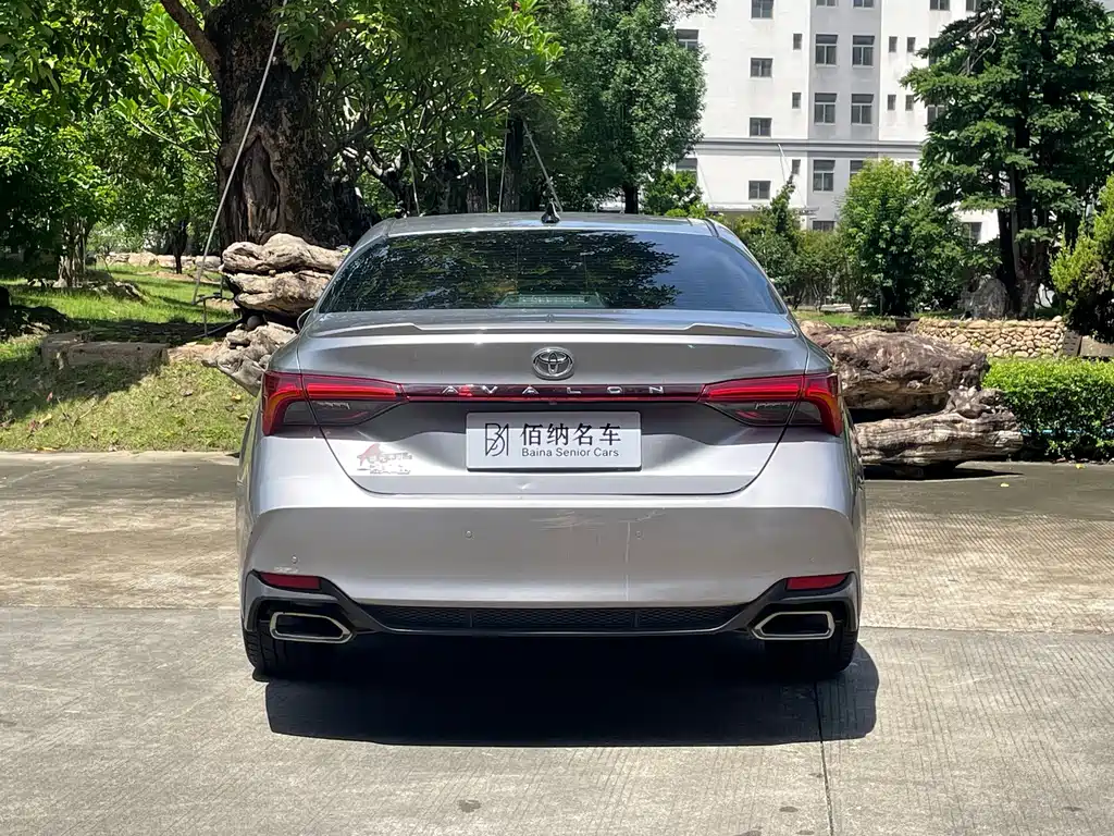 Toyota Avalon — миниатюра 5