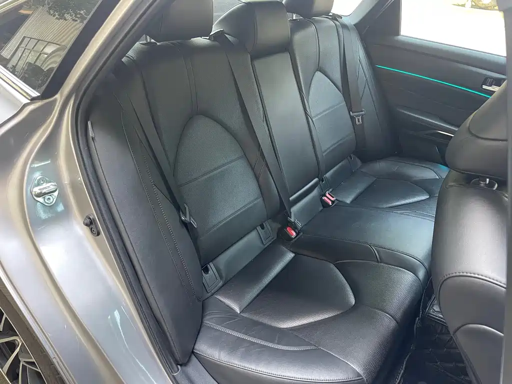 Toyota Avalon — миниатюра 13