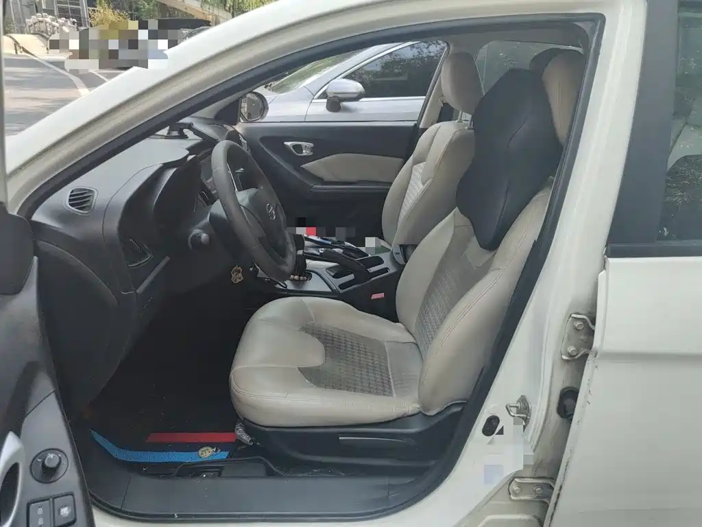 GAC Motor Trumpchi GA3S — миниатюра 12