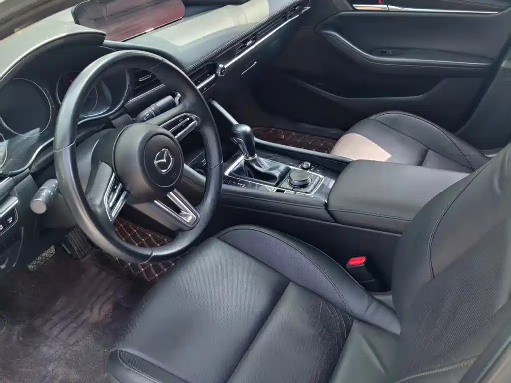 Mazda 3 Axela — миниатюра 4