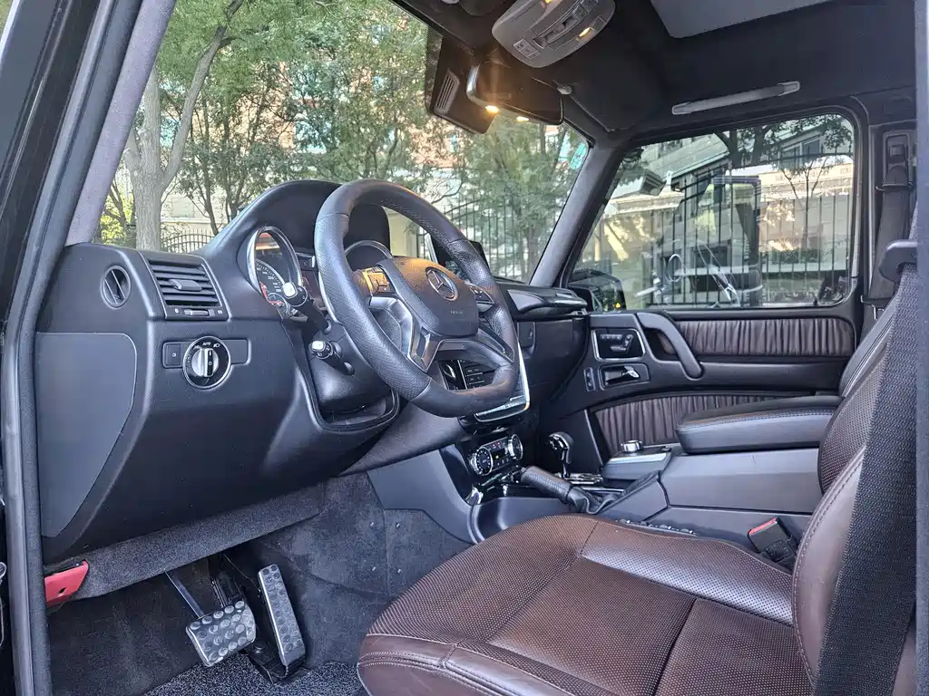 Mercedes-Benz G-Class — миниатюра 6