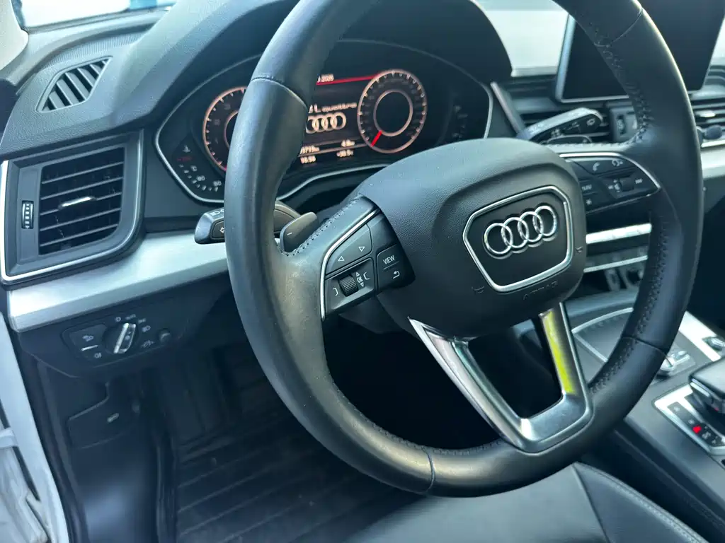 Audi Q5L — миниатюра 14