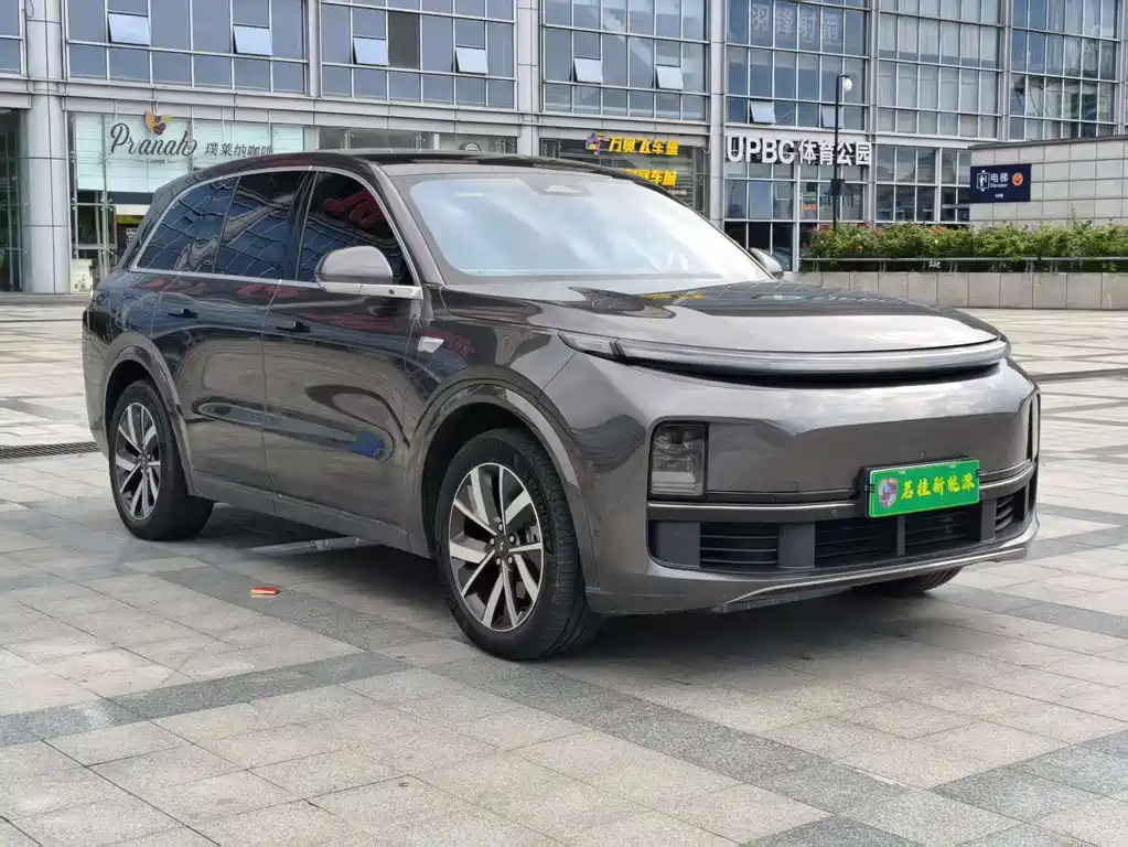 Li Auto Li L8 — миниатюра 3