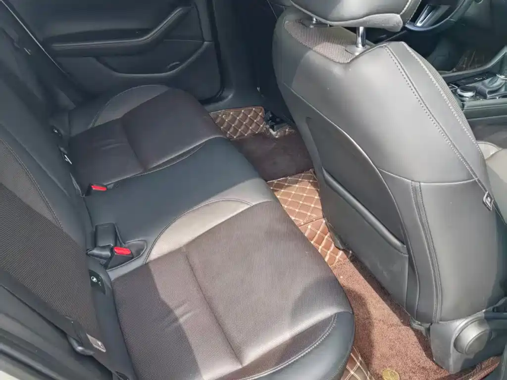 Mazda 3 Axela — миниатюра 10
