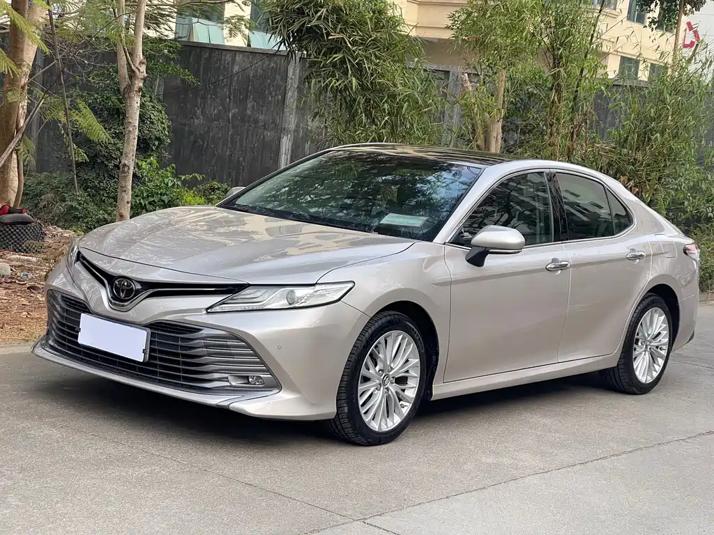 Toyota Camry 2018