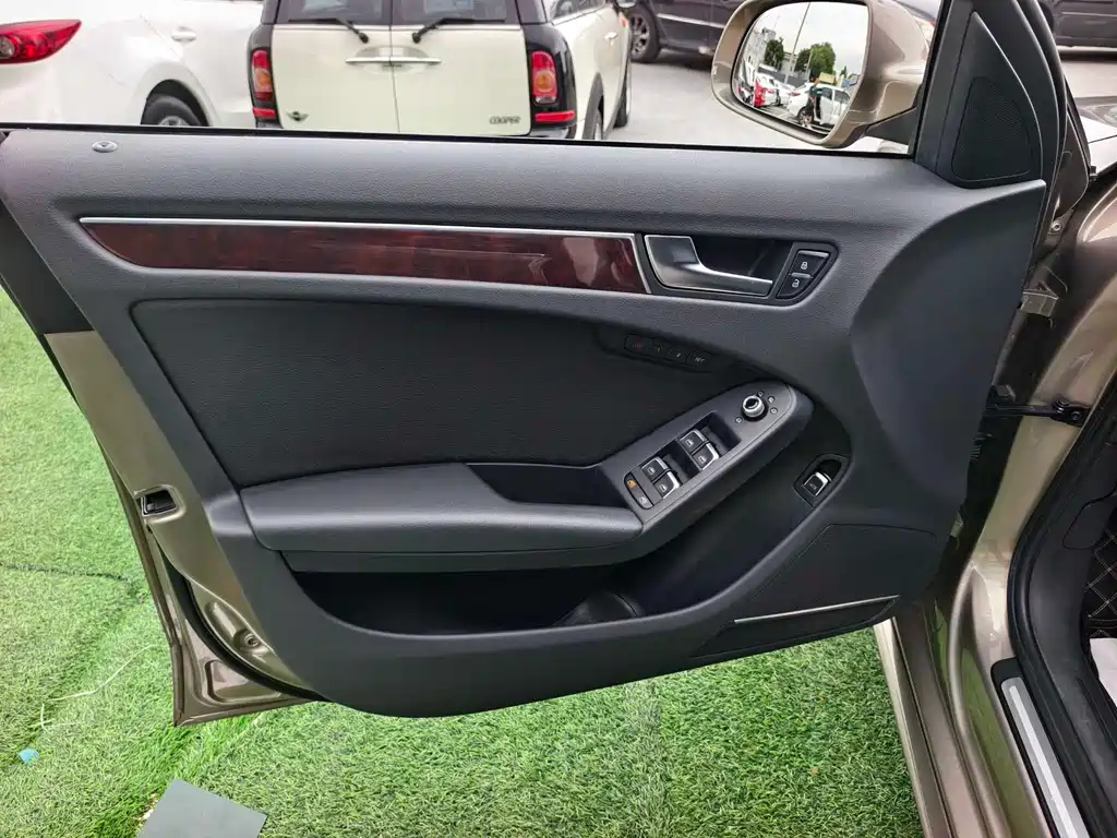 Audi A4L 2013 35 TFSI AT
