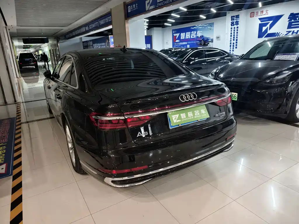 Audi A8 — миниатюра 9