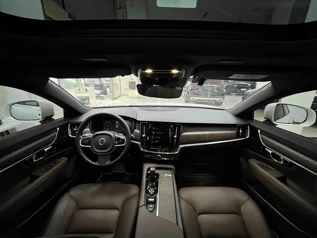 Volvo V90 — миниатюра 14