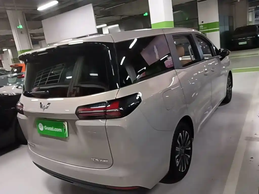 Wuling Xingguang 730 New Energy — миниатюра 7