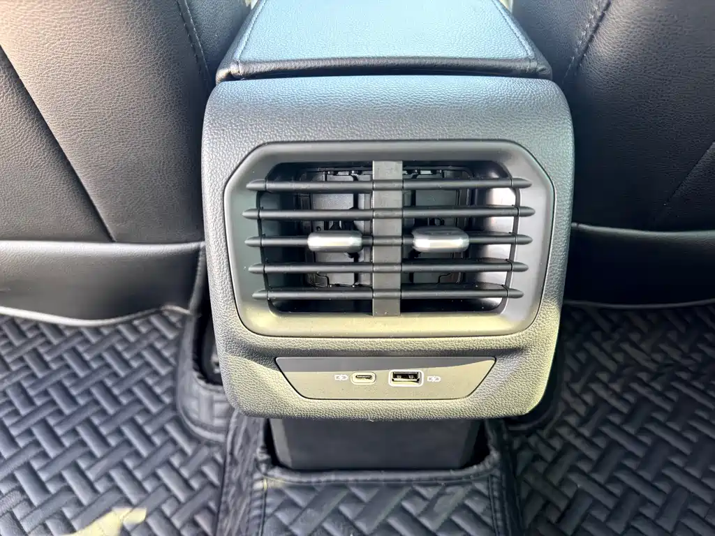 Volkswagen Lamando — миниатюра 7