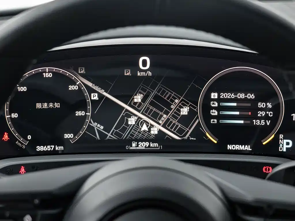 Porsche Taycan — миниатюра 21