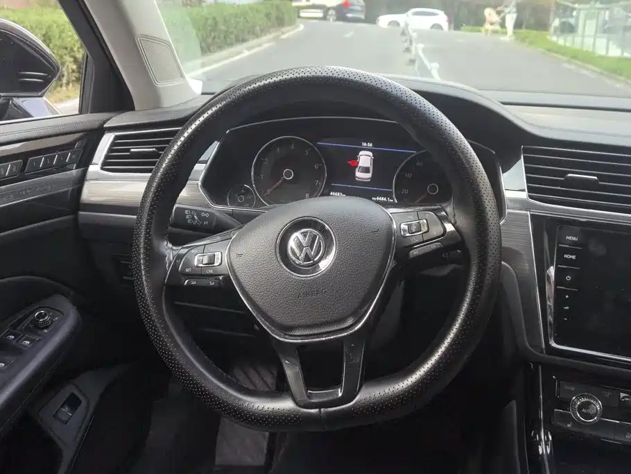 Volkswagen Phideon — миниатюра 15