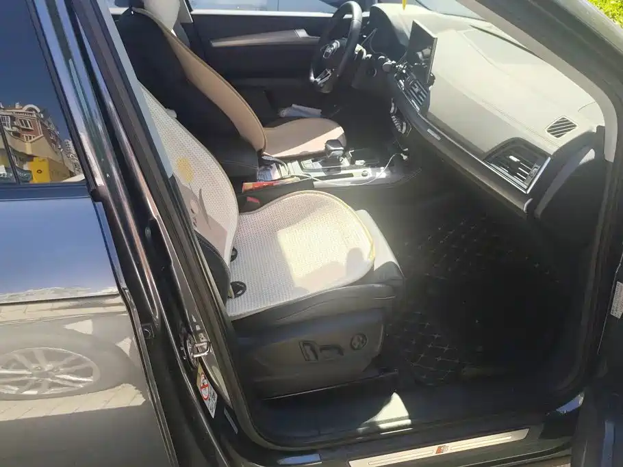 Audi Q5L — миниатюра 8