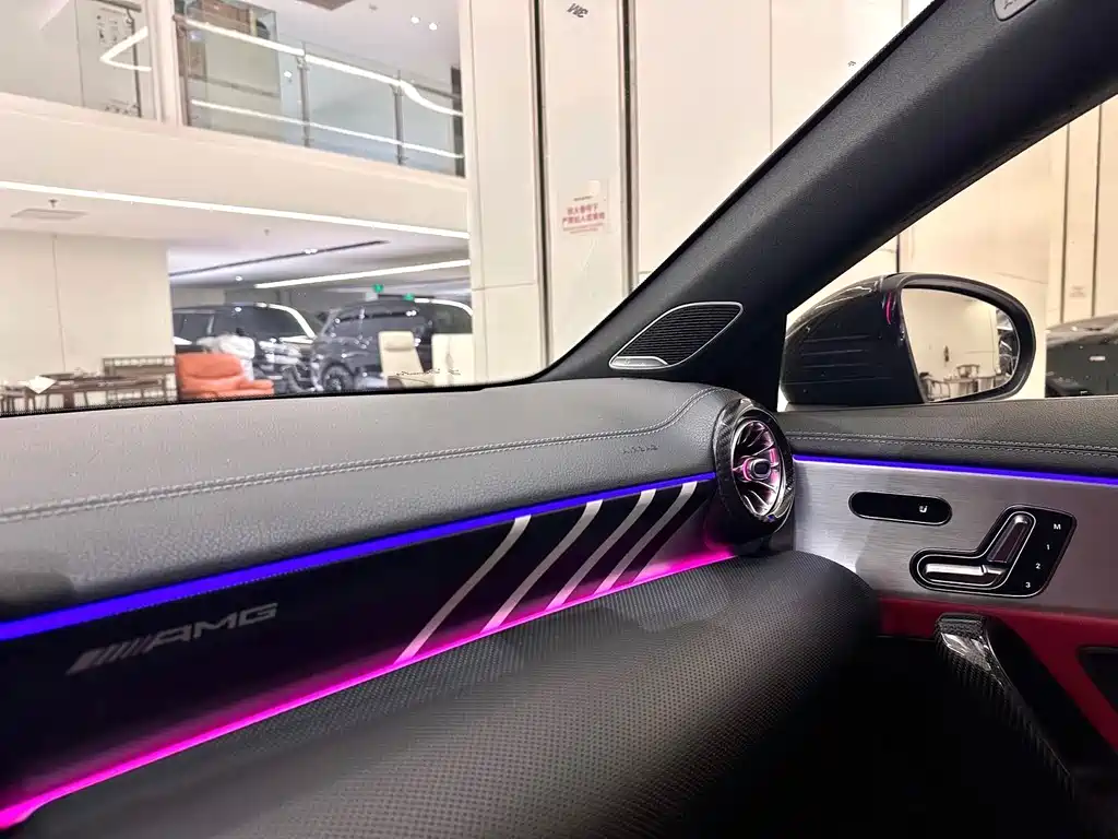 Mercedes-Benz CLA AMG — миниатюра 6
