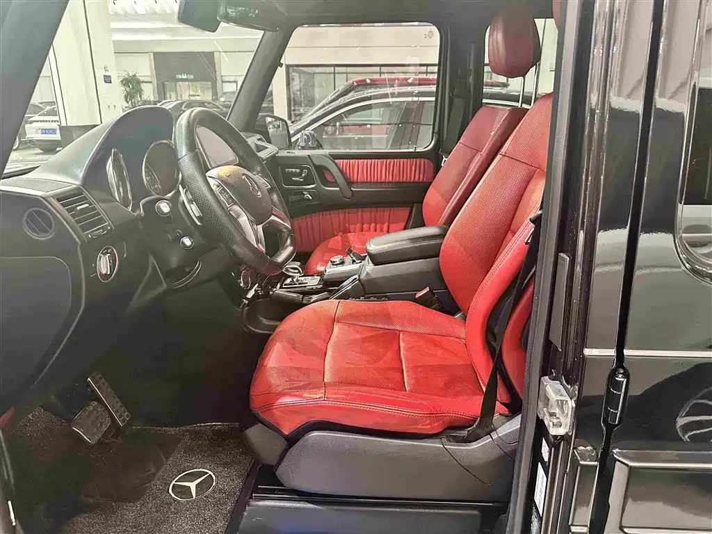 Mercedes-Benz G-Class — миниатюра 12