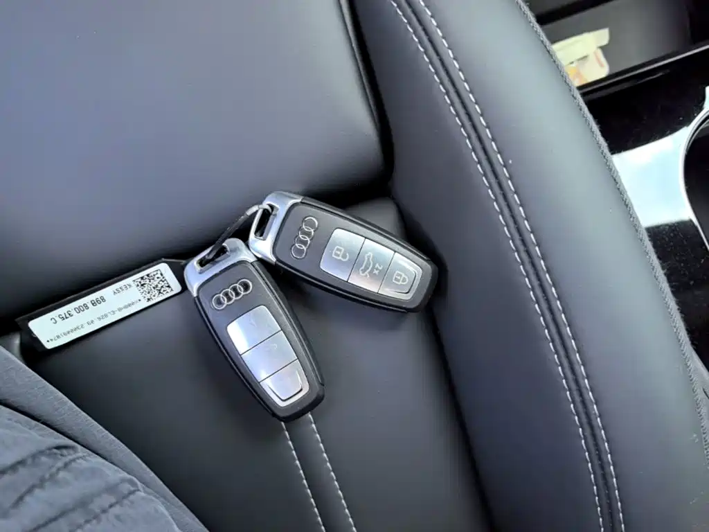 Audi Q4 e-tron — миниатюра 9