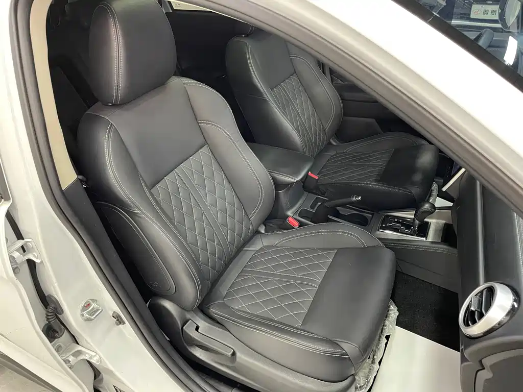 Mitsubishi ASX — миниатюра 21
