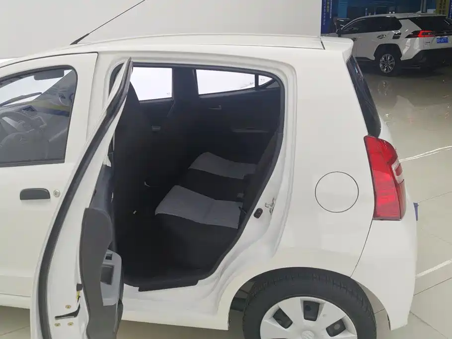 Suzuki Alto — миниатюра 11