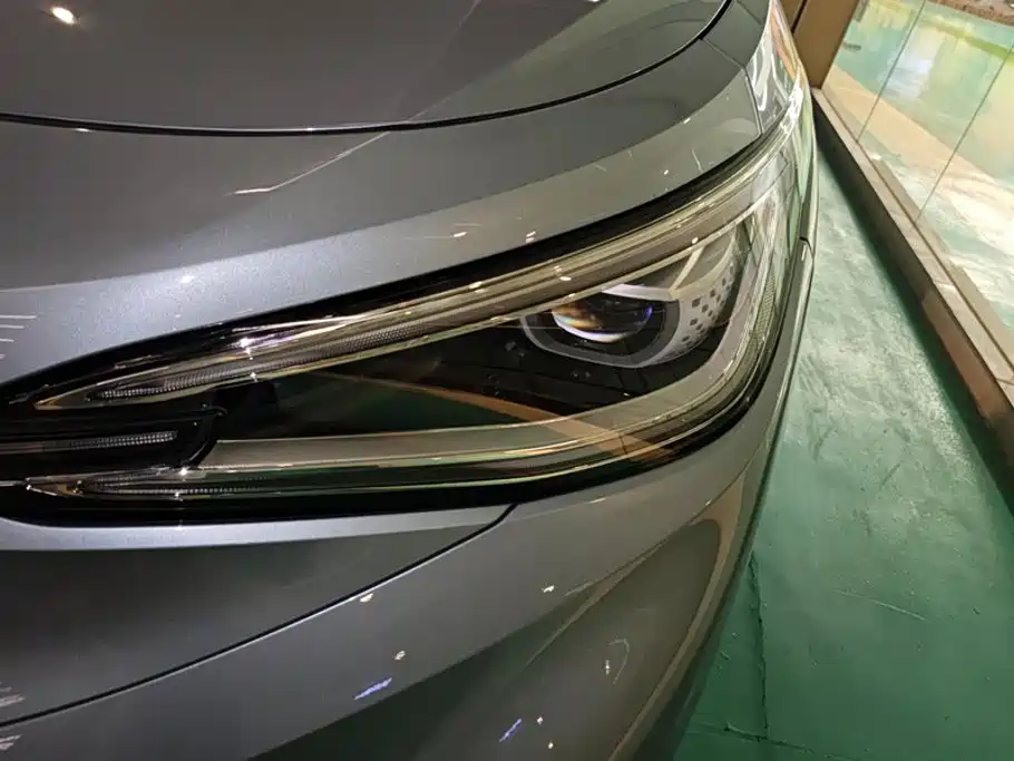 Volkswagen ID.4 X — миниатюра 5