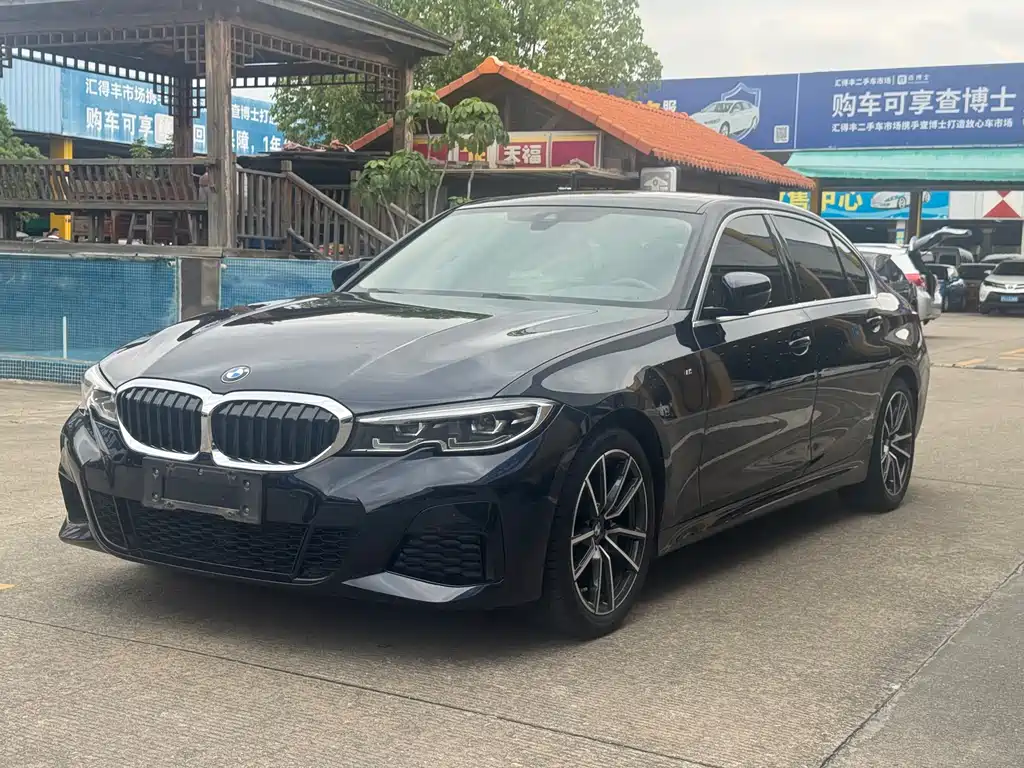 BMW 3 Series 2021