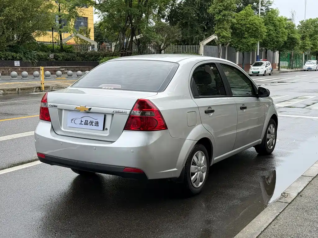 Chevrolet Lova — миниатюра 18