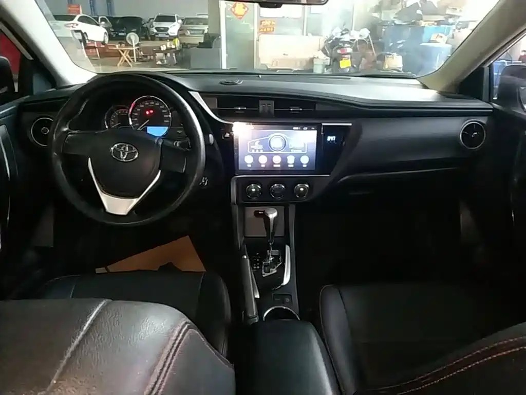 Toyota Corolla — миниатюра 10
