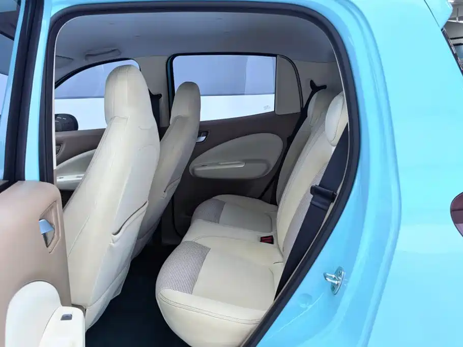 Wuling MINIEV — миниатюра 11
