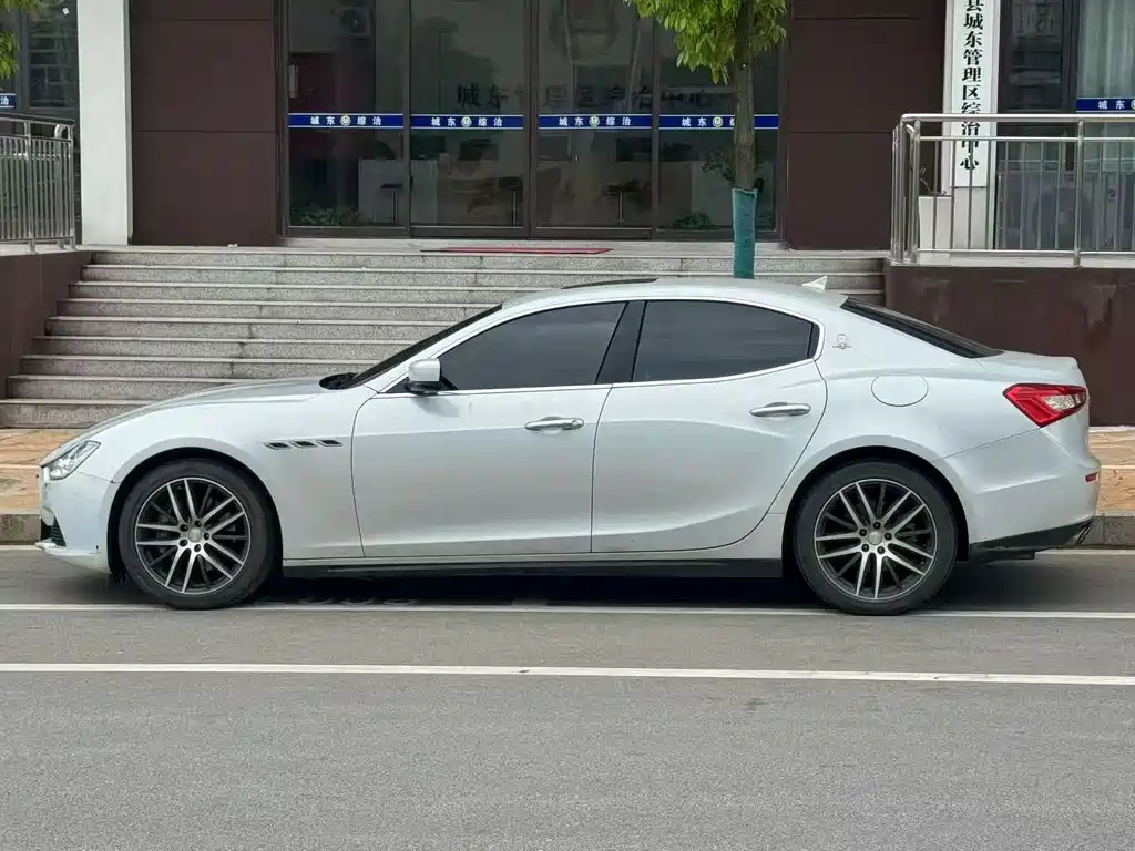 Maserati Ghibli 2014 3.0T Standard