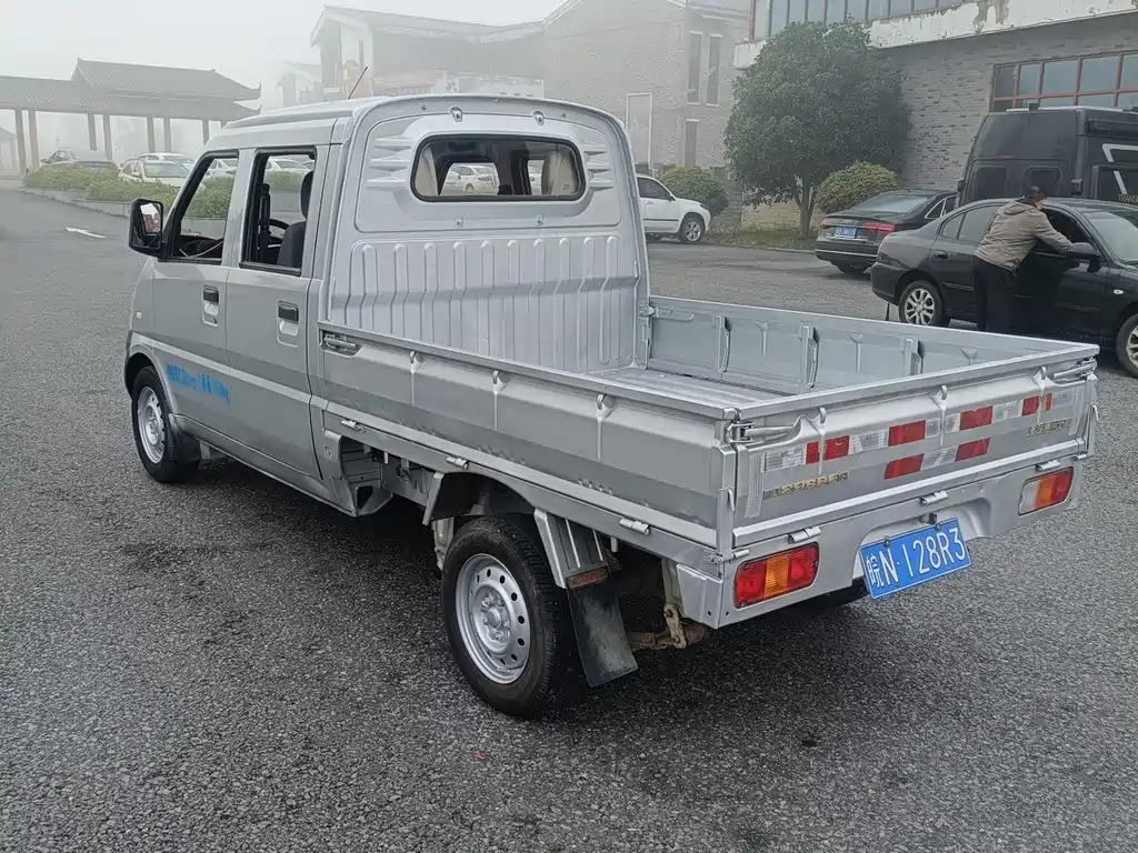 Wuling Rongguang Mini Truck — миниатюра 7