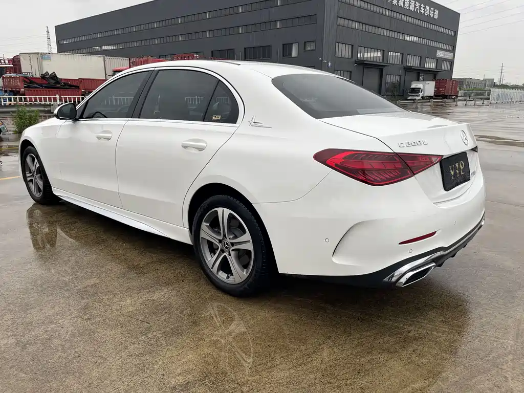 Mercedes-Benz C-Class — миниатюра 27