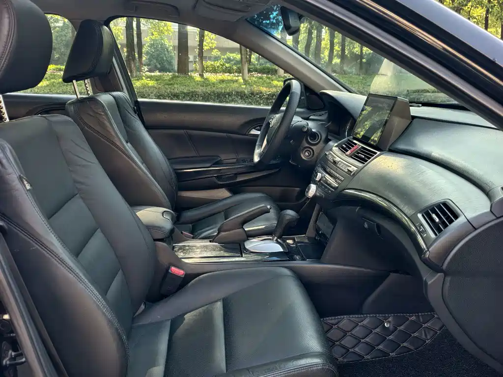 Honda Accord — миниатюра 5