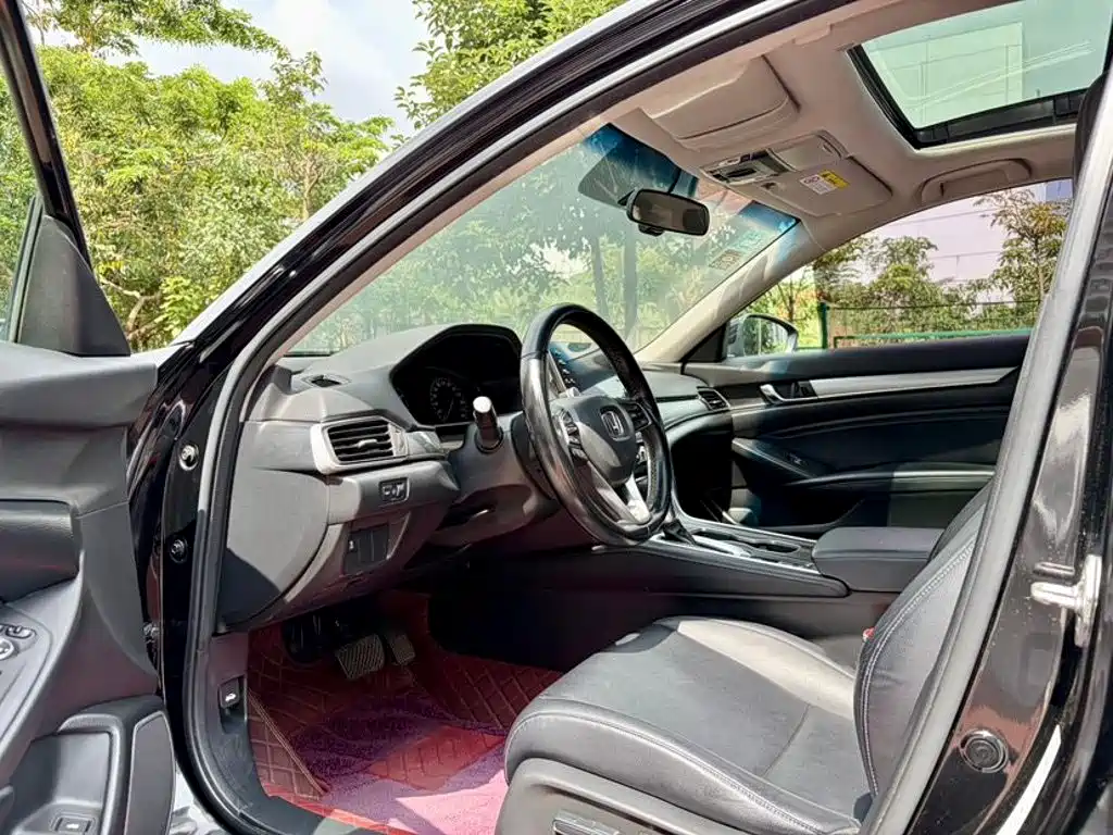 Honda Accord — миниатюра 4