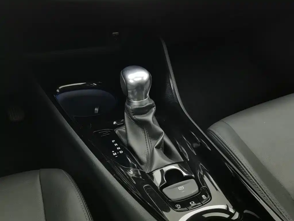 Toyota IZOA — миниатюра 13