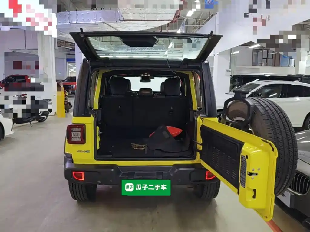 Jeep Wrangler PHEV — миниатюра 19