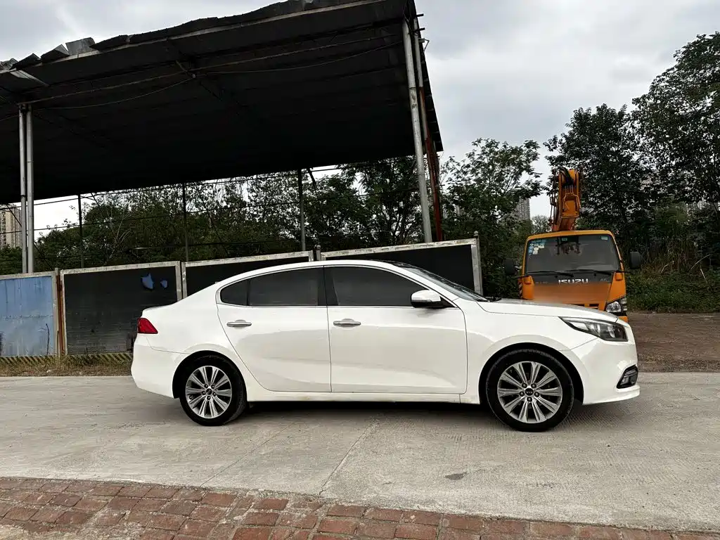 Kia K4 — миниатюра 23