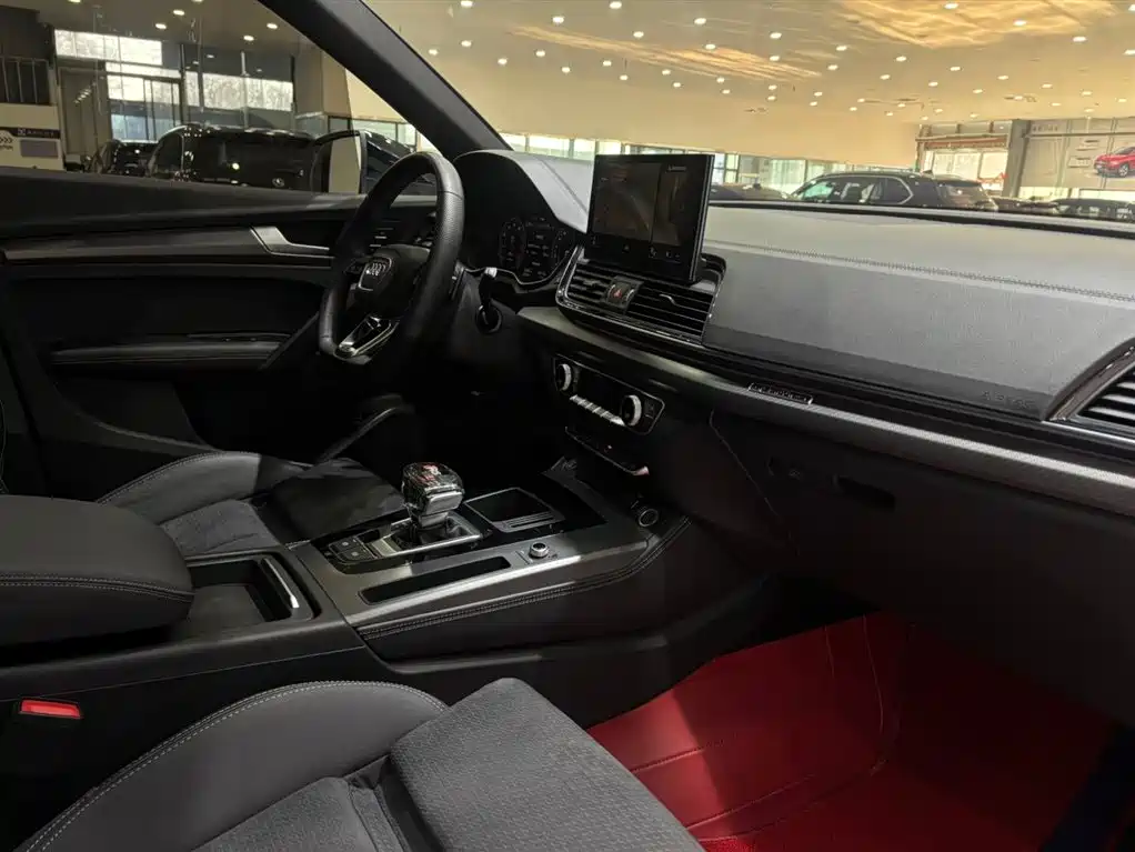 Audi Q5L Sportback 2022 40 TFSI Luxury