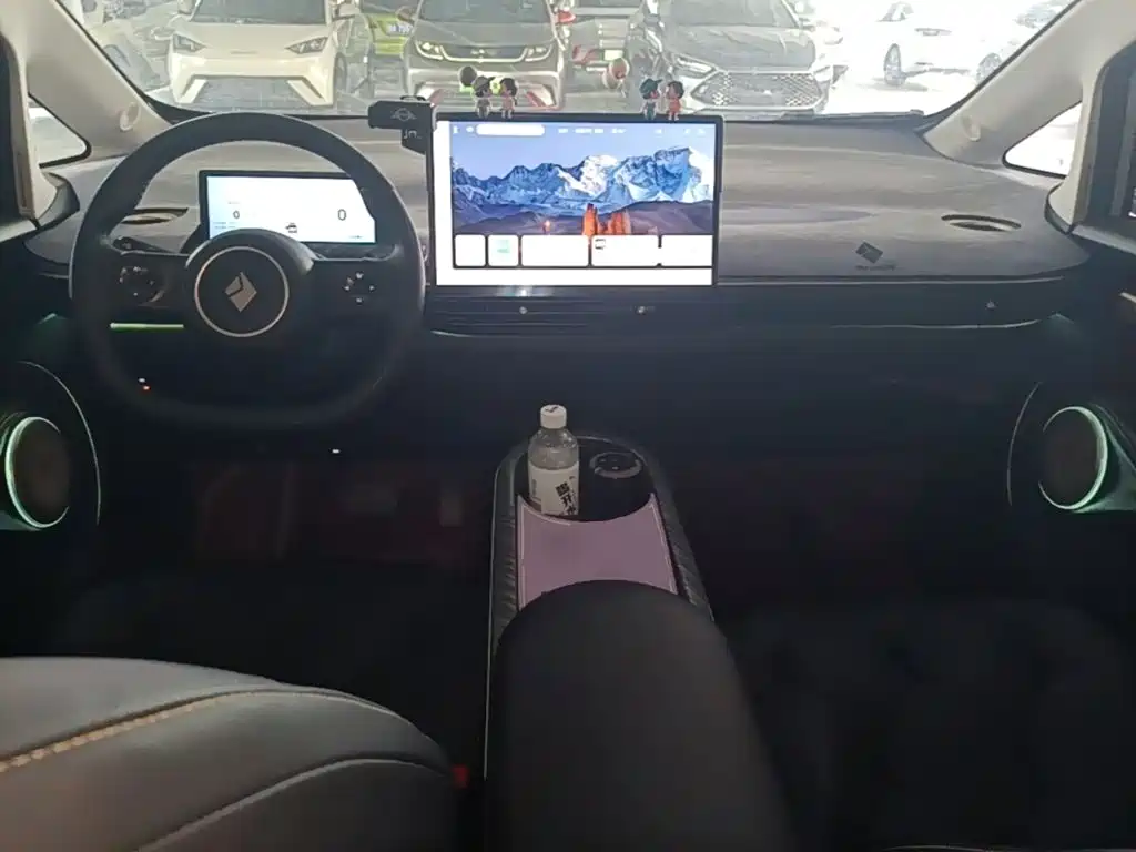 Baojun Yunduo — миниатюра 10