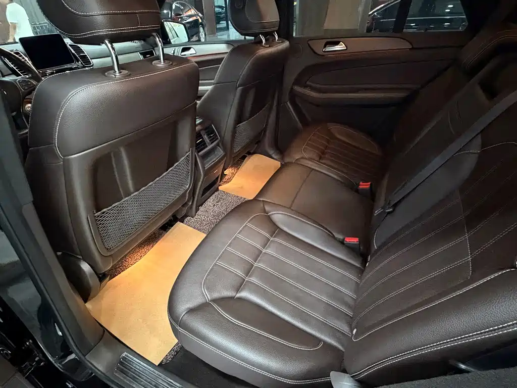 Mercedes-Benz GLE (Import) — миниатюра 11