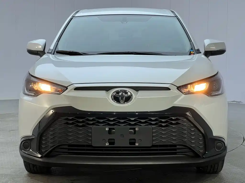 Toyota Frontlander — миниатюра 13